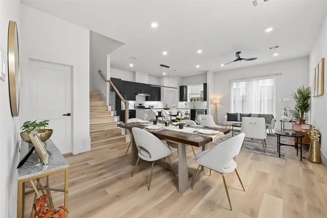975 Highland Lgt Ln - View 3