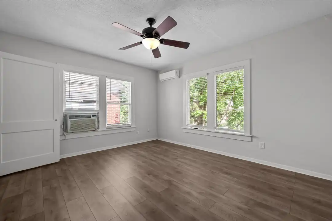 Apartment in Houston, Montrose - View 4