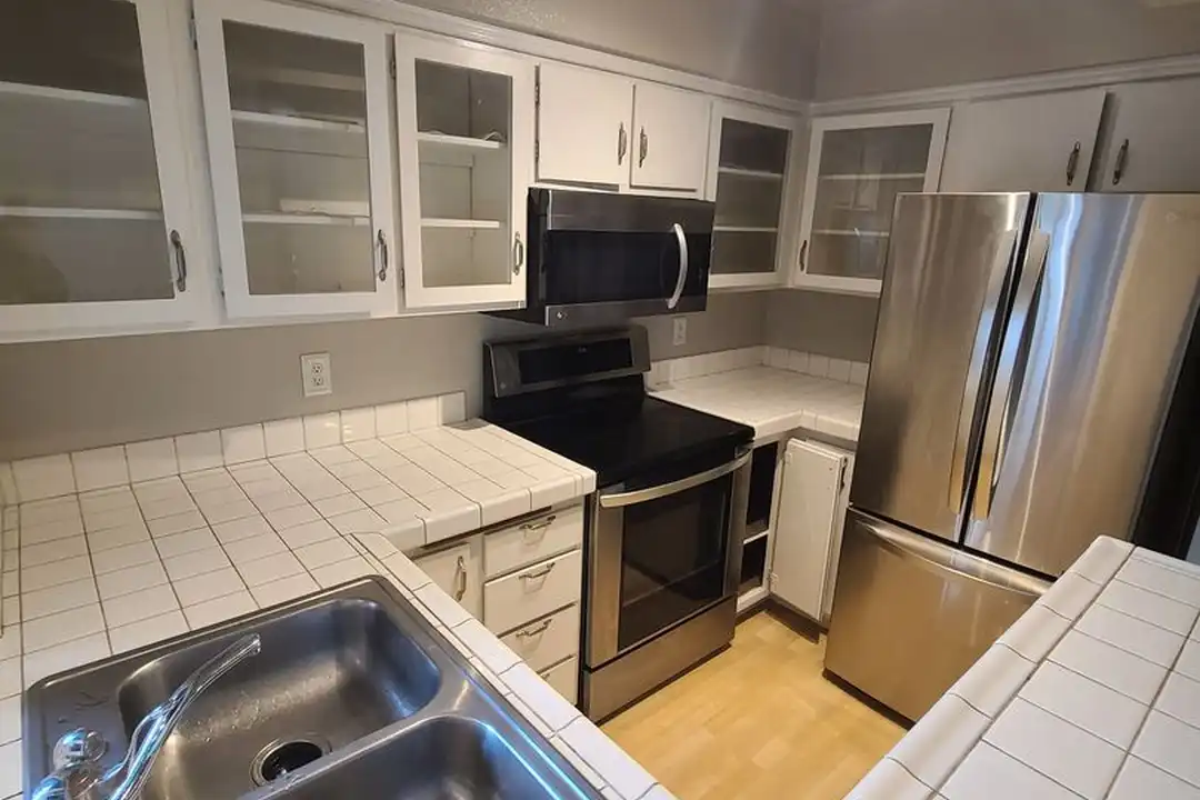 1357 Caminito Gabaldon unit B - View 4