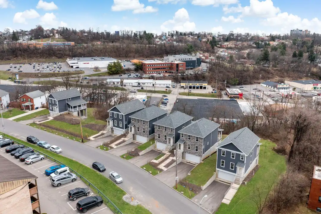 1835 Chessland St - View 2