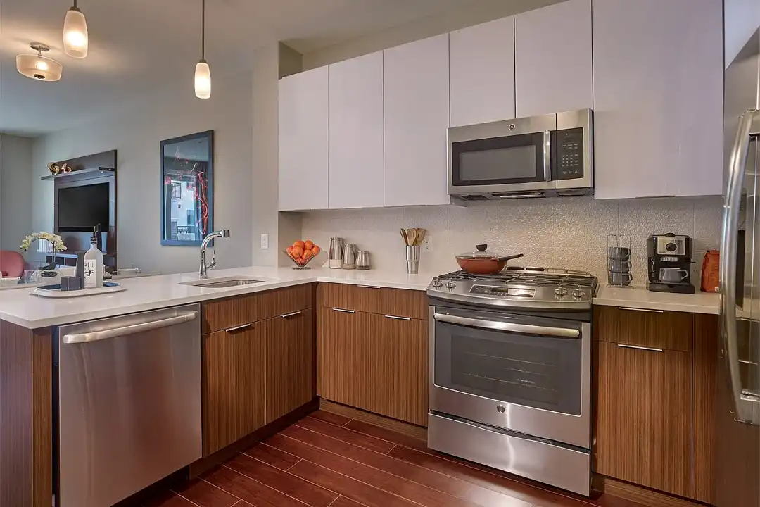 Apartment in Hoboken - View 3
