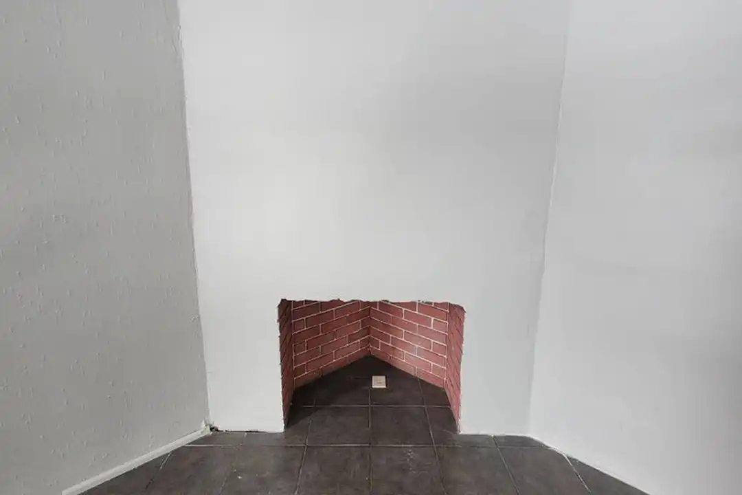 Apartment in Cleveland, Forest Hills, Cuyahoga - More
