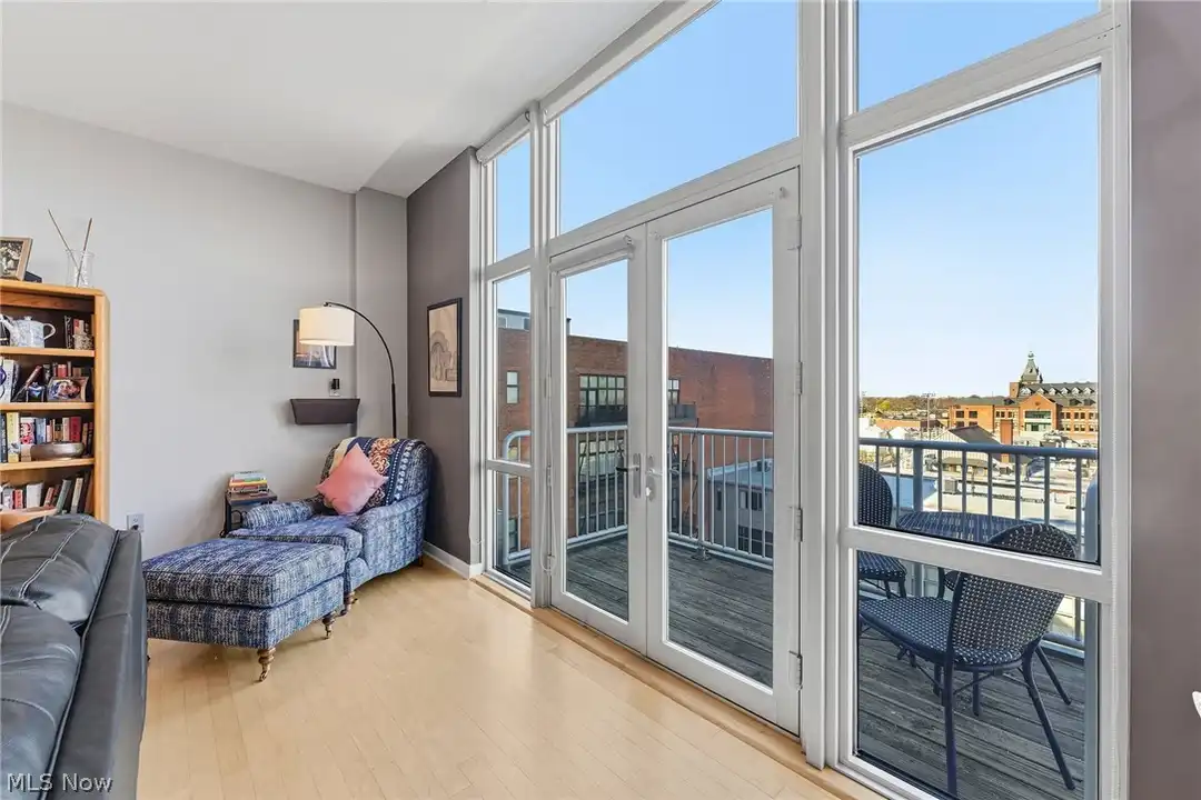 1951 W 26th St unit 514 - View 5