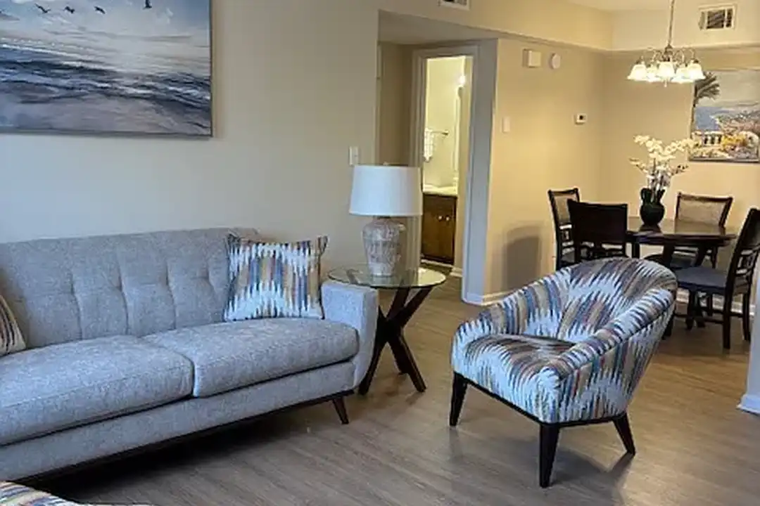Ridge Crossing Apartments – photo 1 of 5