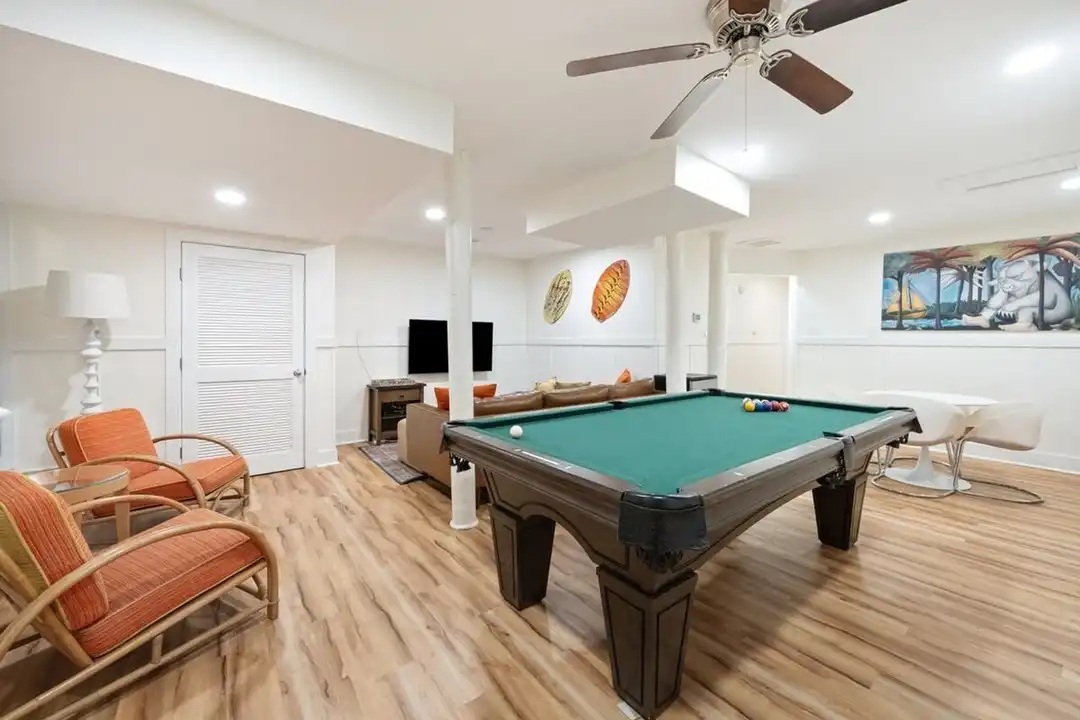 211 Pioneer Loop unit 1490060P - View 5