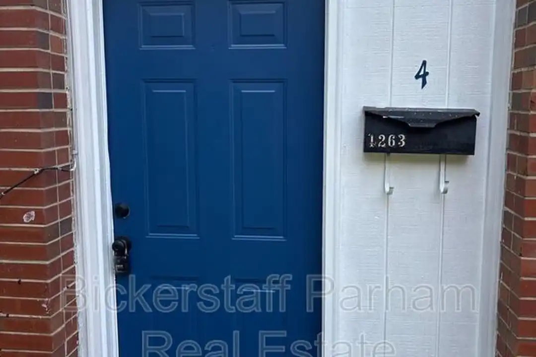 1263 Cedar Ave unit 4 – photo 1