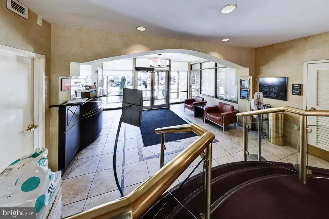 950 25th St NW #310-N - View 4