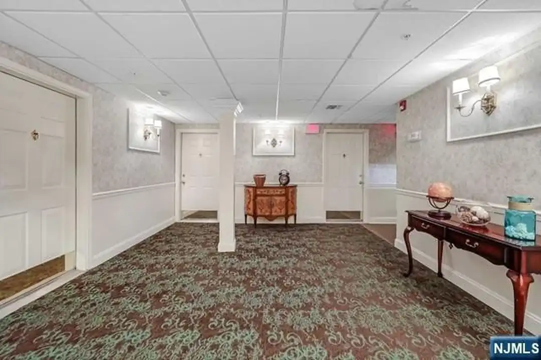 131 Clinton Pl #203 - View 5