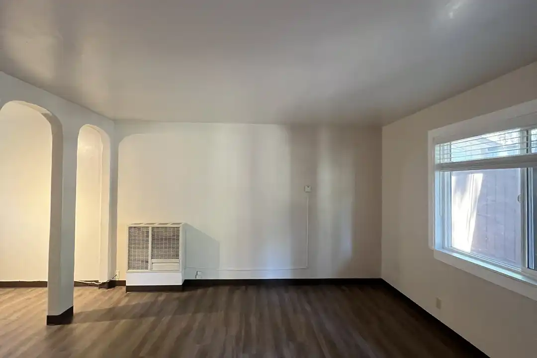 1222 Sierra Blvd unit 4 - View 3