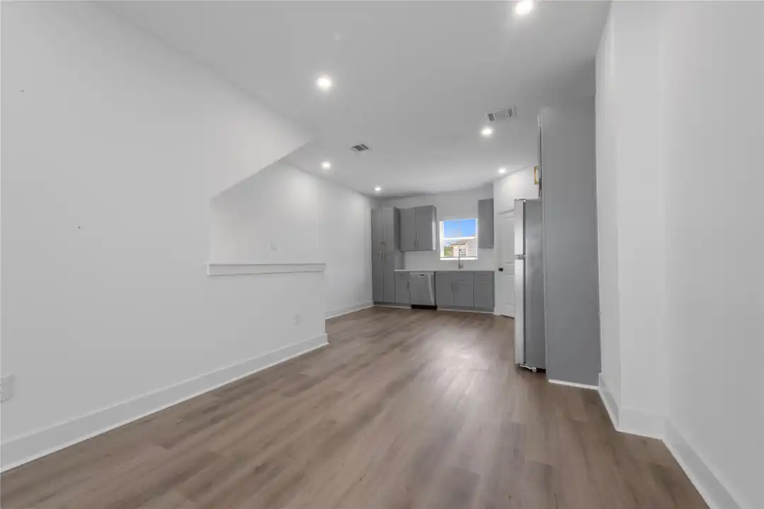 3262 Sauce Pan Wy unit A - View 5