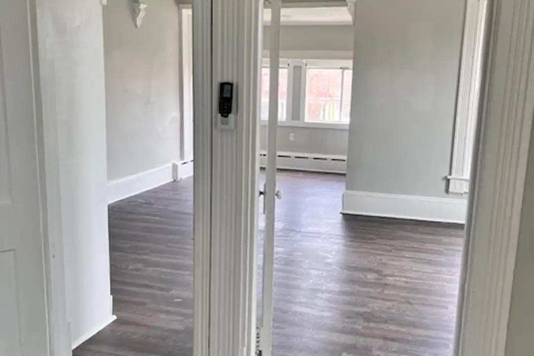 406 S Armistead Ave unit 5 - View 5