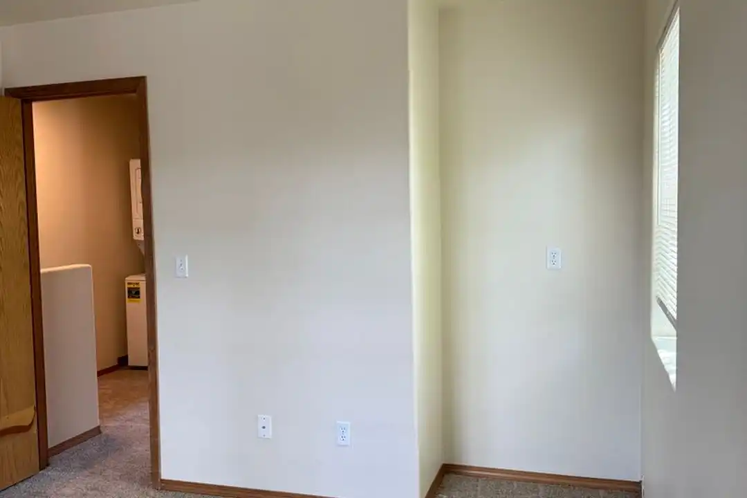 Apartment in Portland, Portsmouth - View 2