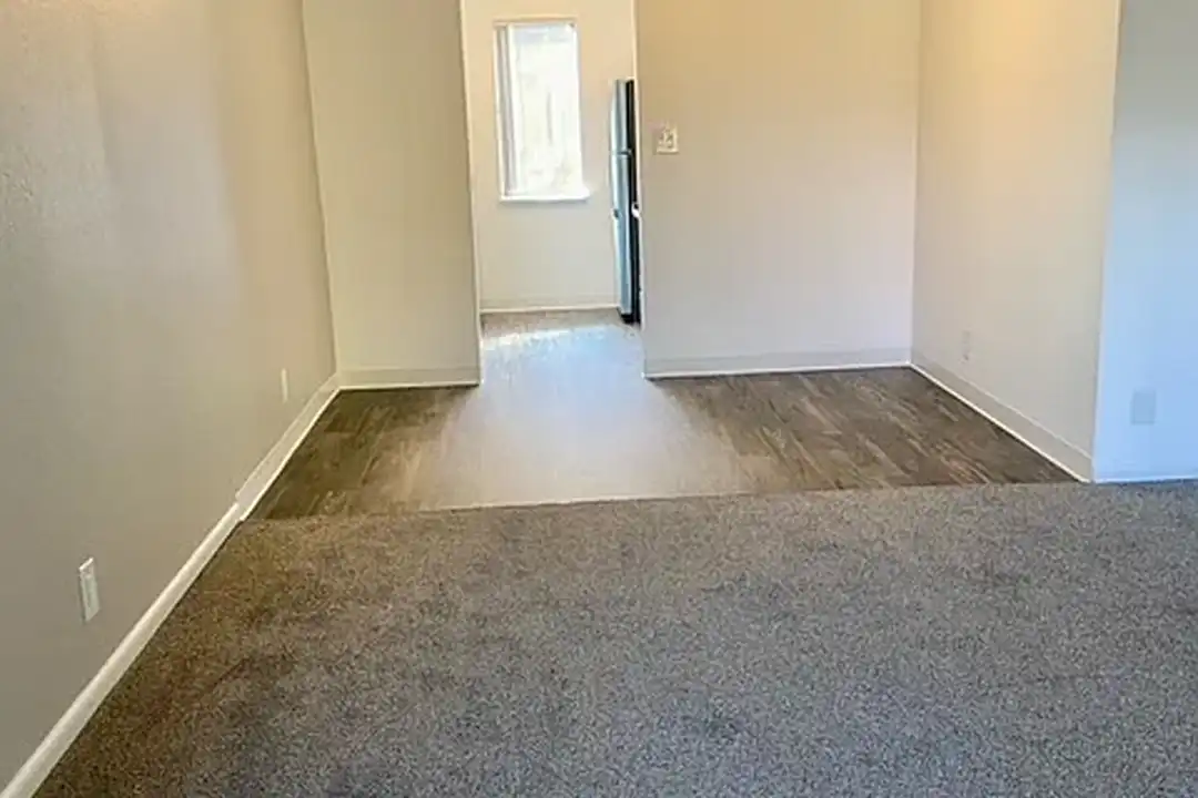 Evergreen Ridge Apartments - View 4
