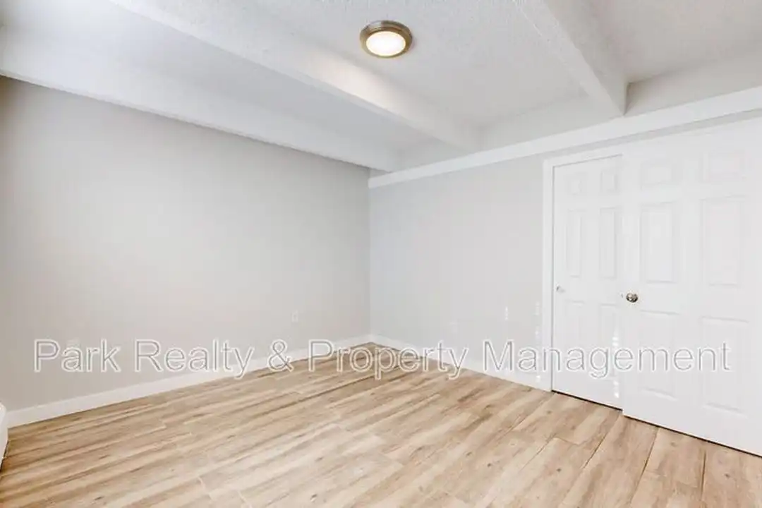 800 W Belleview Ave unit # 509 - View 6