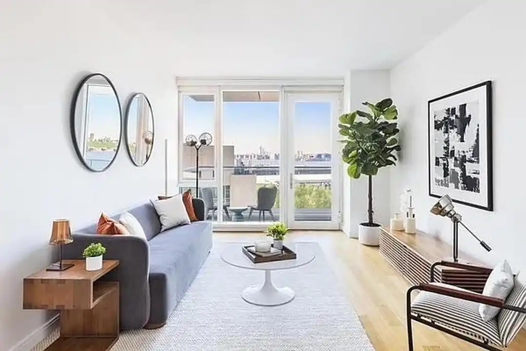 625 W 57th St unit 320 – další