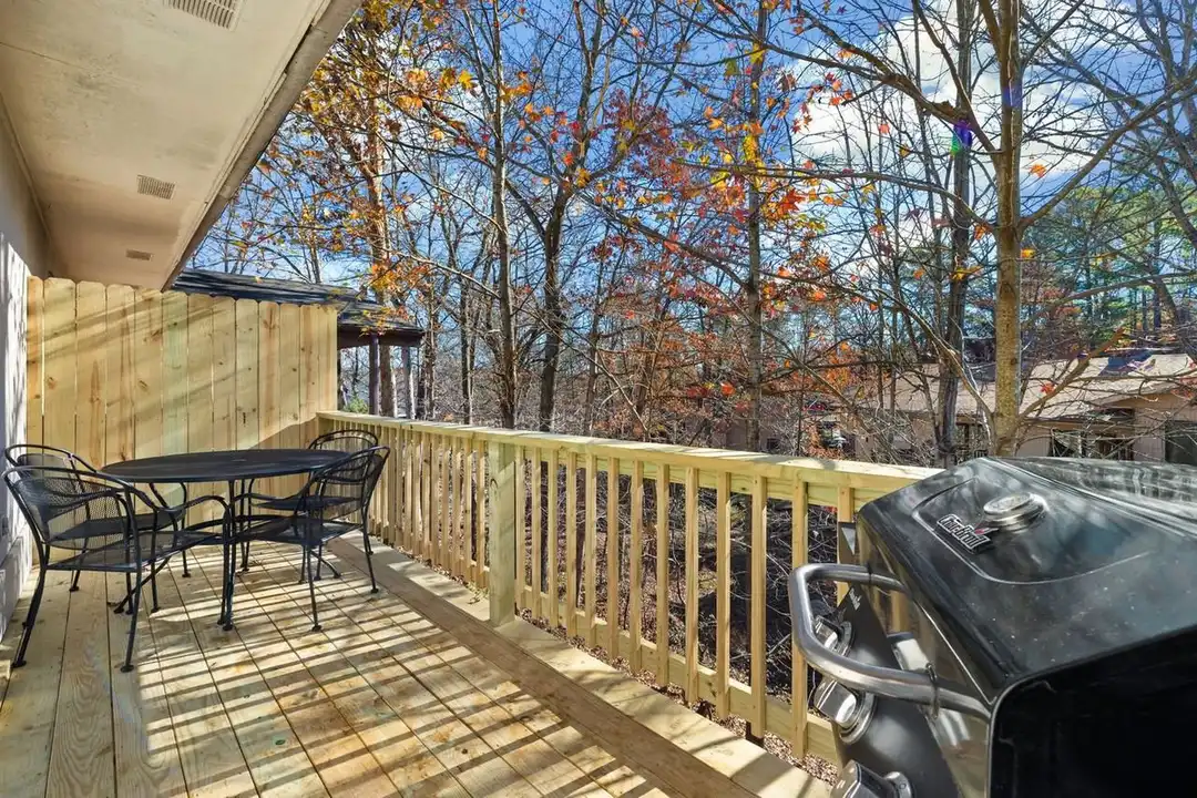 9 August Ln unit 1363327P - View 4