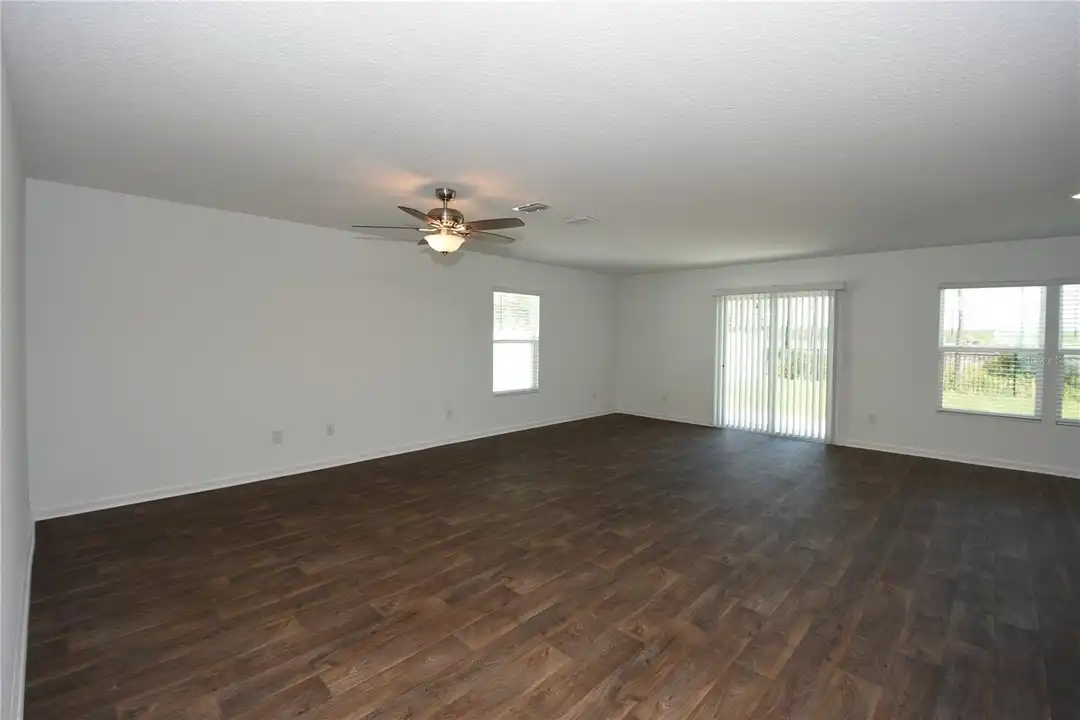 9 Springwood Dr - View 6