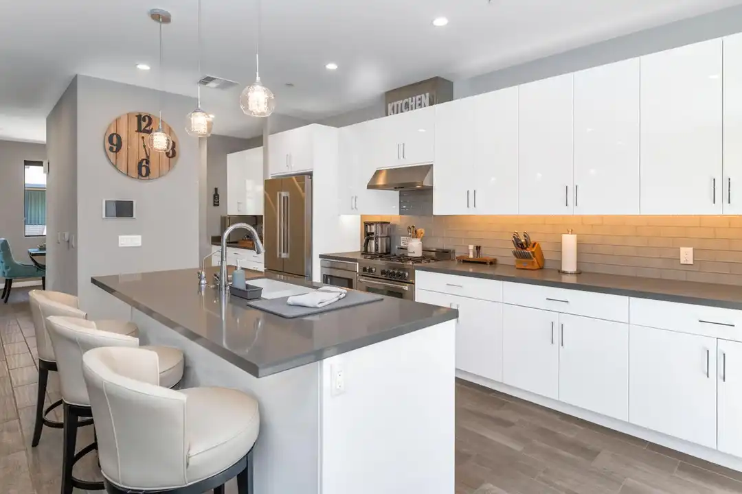 6990 E 6th St unit # 1007 - More