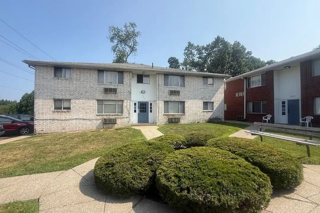 2016 Woodlawn Ave NW unit Unit 6 – photo 1