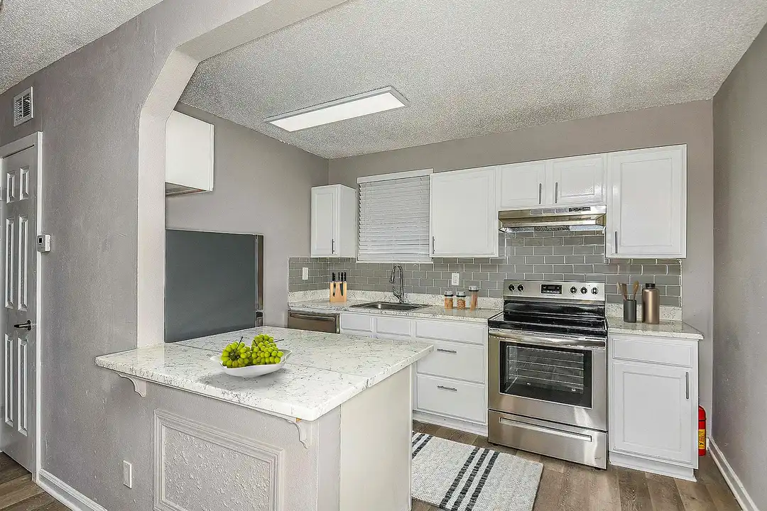 Apartment in Jacksonville, The Oaks at San Jose, Lakewood - View 5