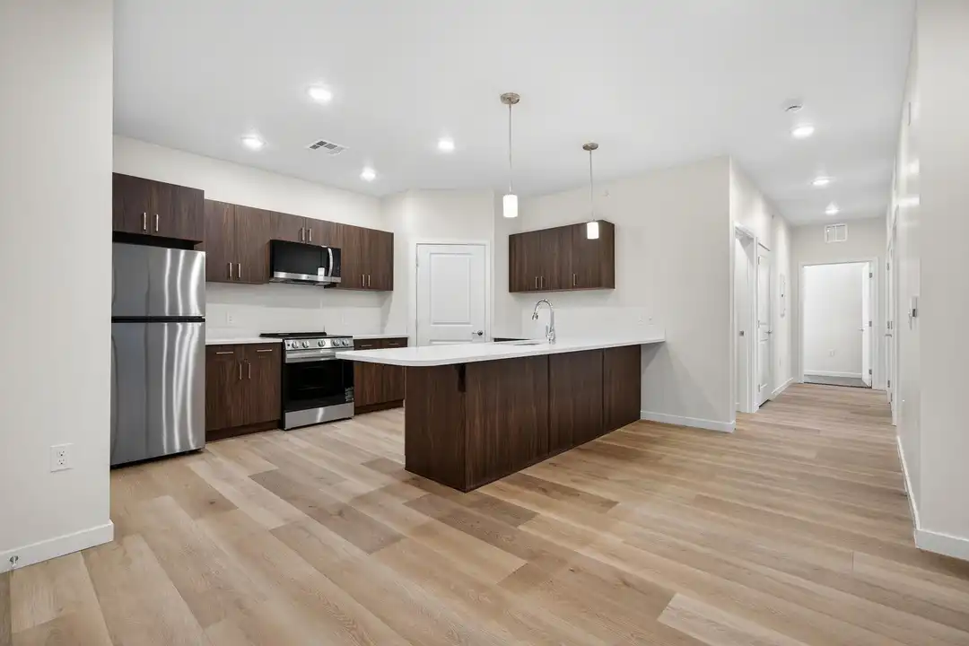 983 W State St unit B-303 - More