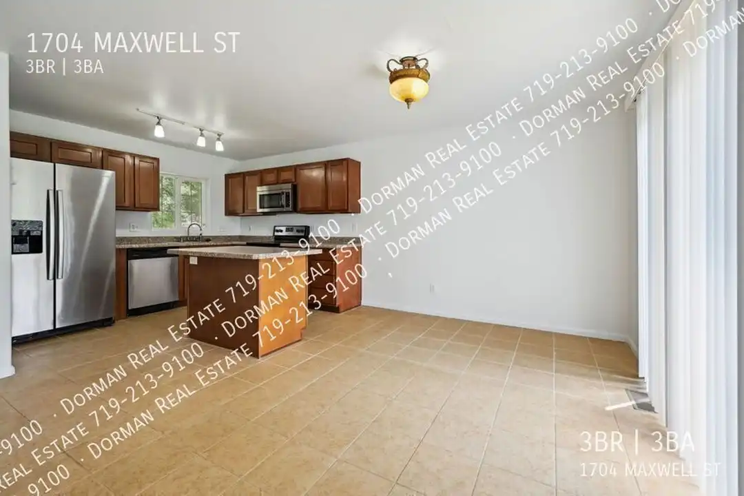 1704 Maxwell St - View 6