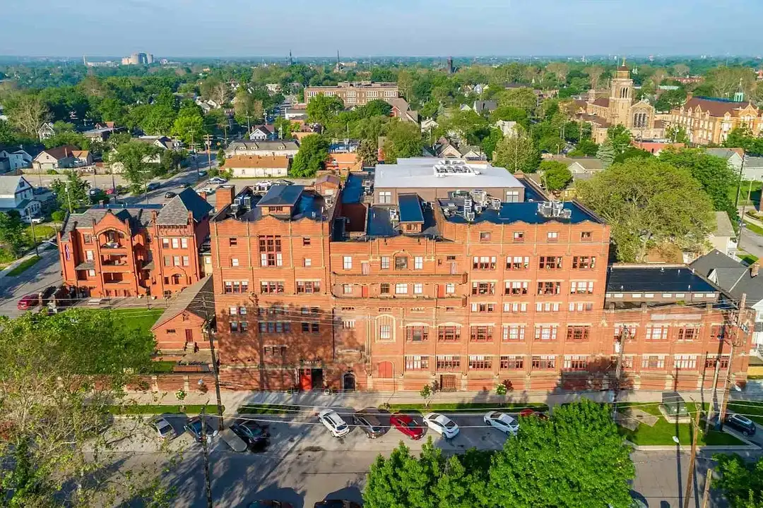 Tremont Place Lofts – photo 1
