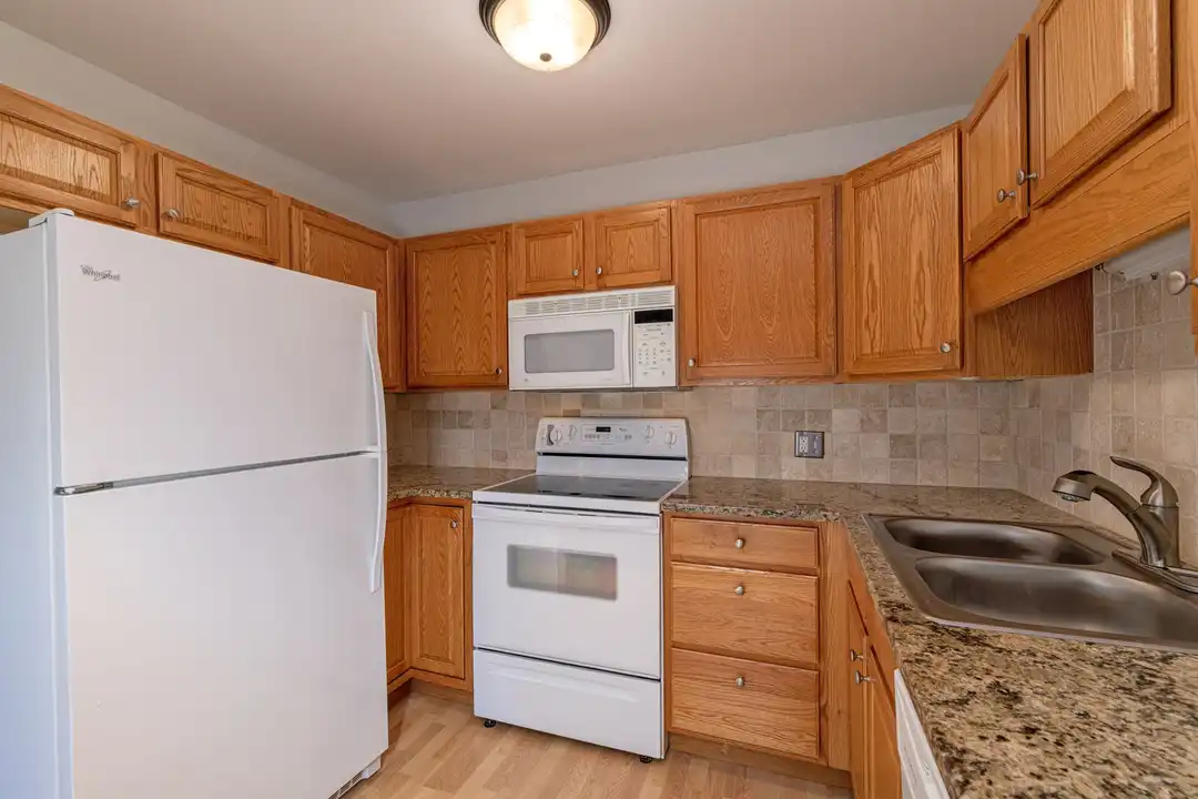 3022 S Wheeling Way - View 3