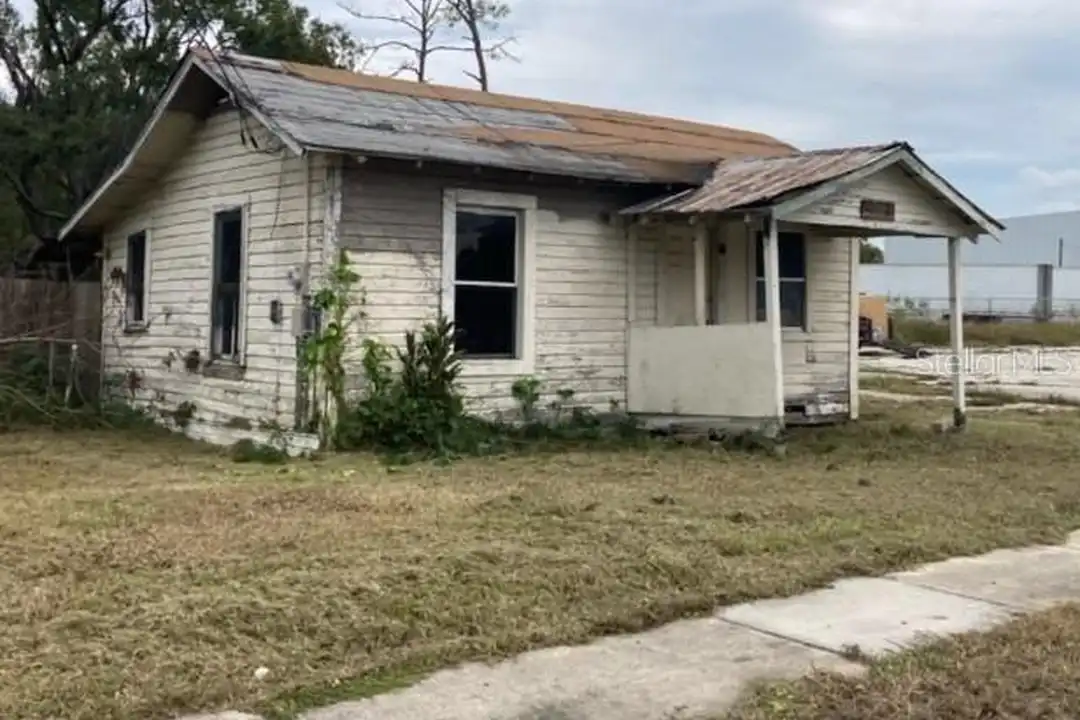 557 Snively Ave – photo 1 of 2
