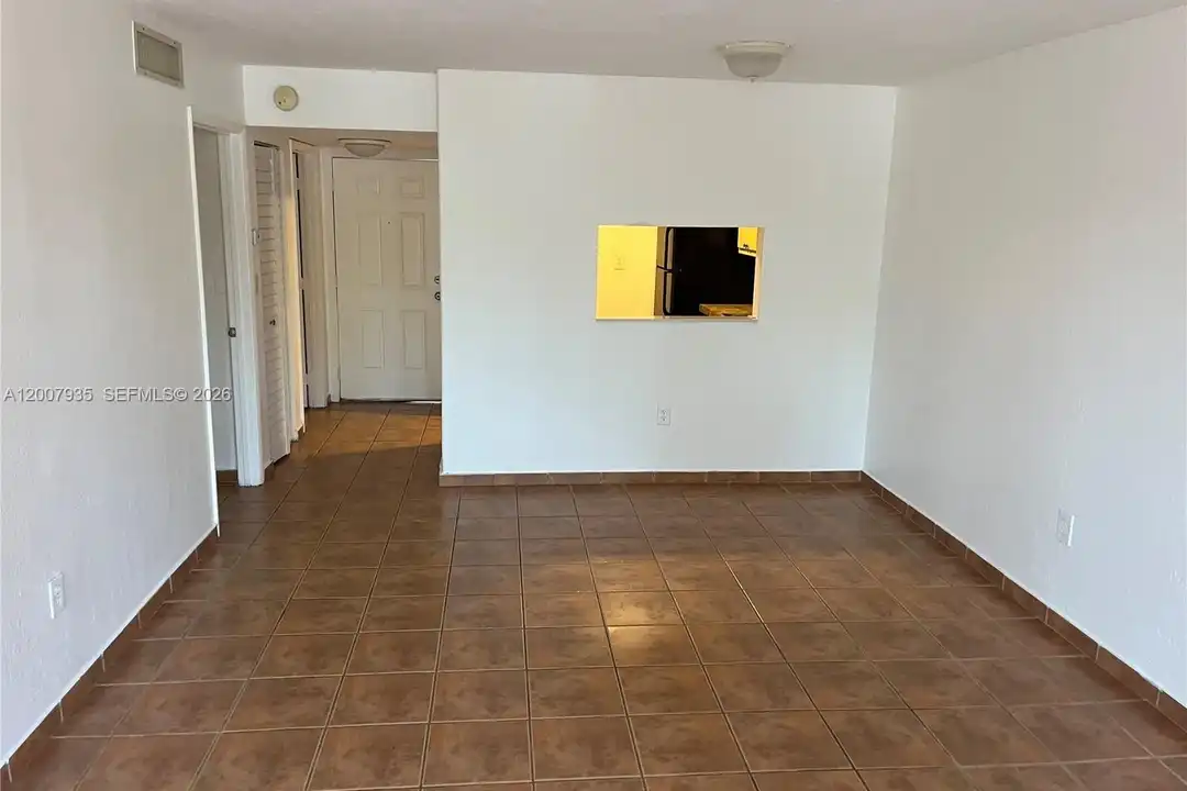 10525 SW 112th Ave #114 - View 4