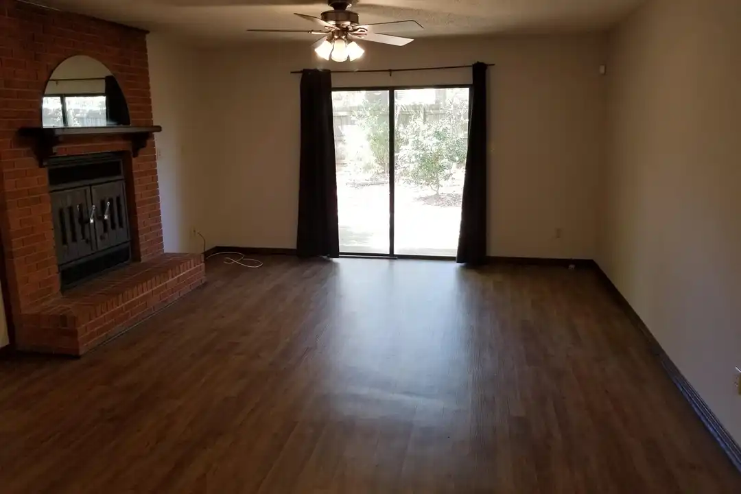 754 Silver Maple Dr - View 6