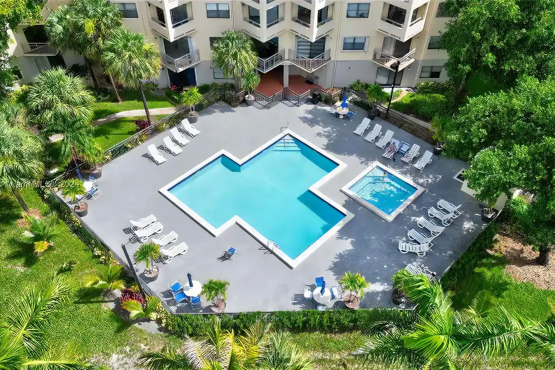 4910 NW 79th Ave - View 2