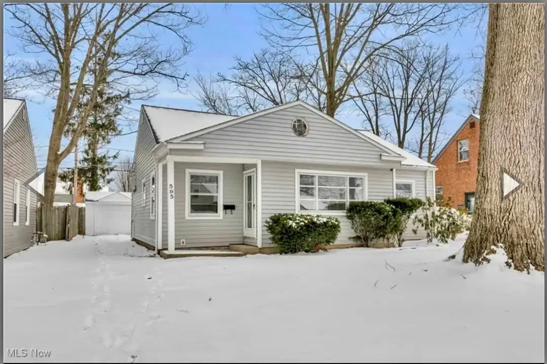595 Oakmoor Ave unit LABS 595 Oakmoor Ave - 62620460123 – photo 1 of 37
