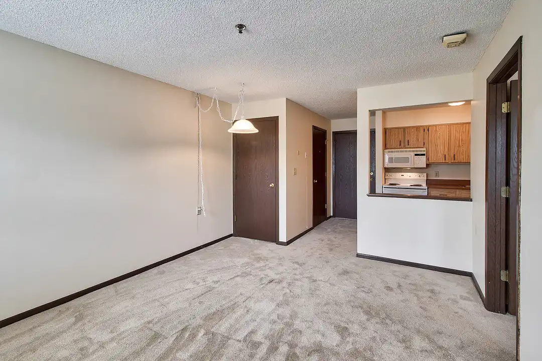 Colony Terrace Apartments – photo 1 of 40