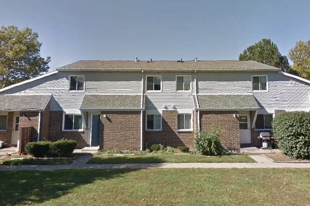 221 Rye Beach Rd unit 101 – photo 1 of 6