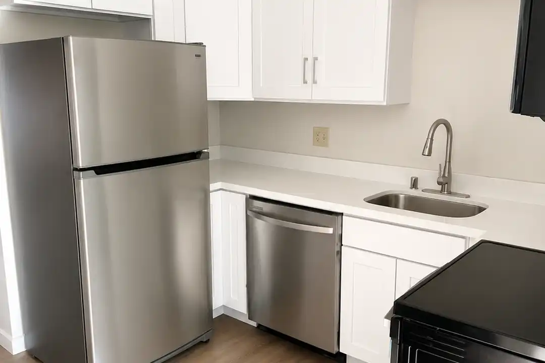 927 N 96th St unit 27A – pohled 6