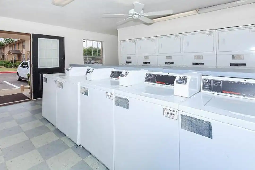 5501 Adams Dr - View 5