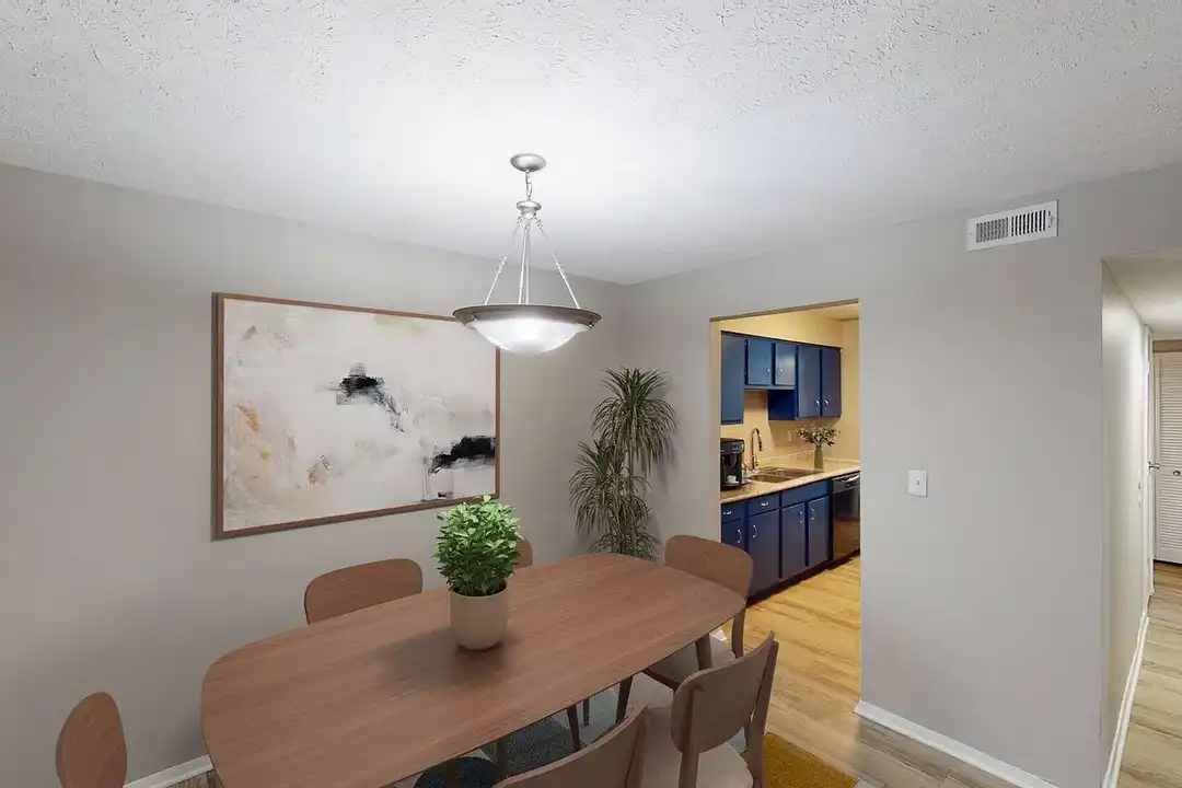 Apartment in Louisville, Jefferson - View 5