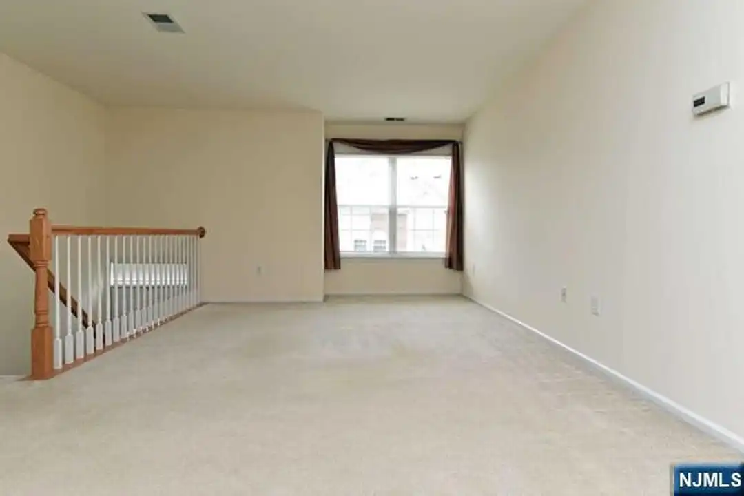 1094 Coventry Way unit 1094 - View 2