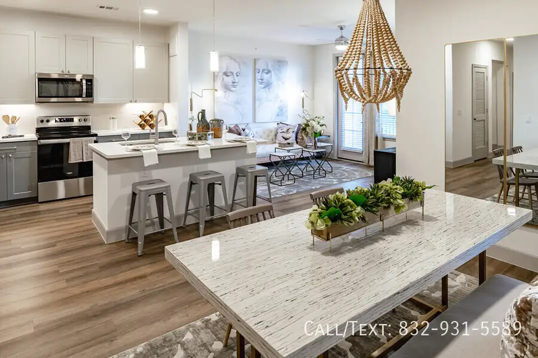 10820 Greenhouse Rd - View 3