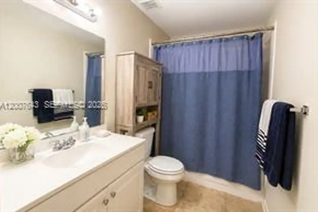 9312 NW 54th St - View 6