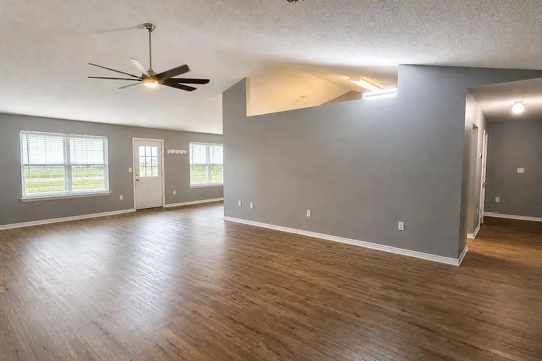 2155 Hagood Loop - View 2