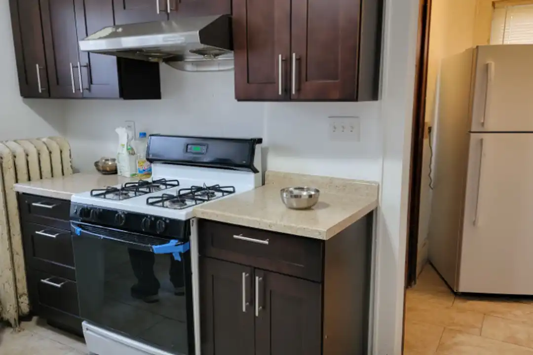 2462 W Michigan St – pohled 2