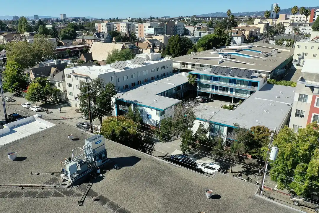 444 28th St - View 6