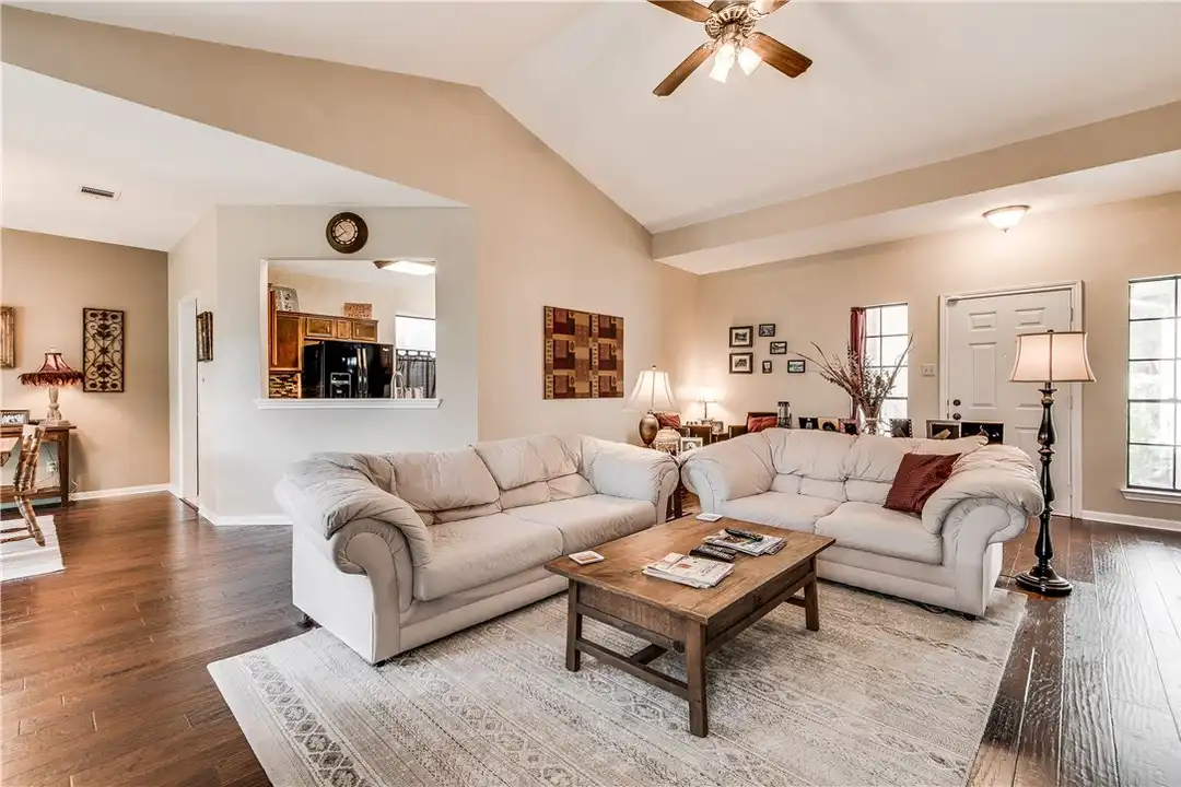 7414 Whistlestop Dr - View 6