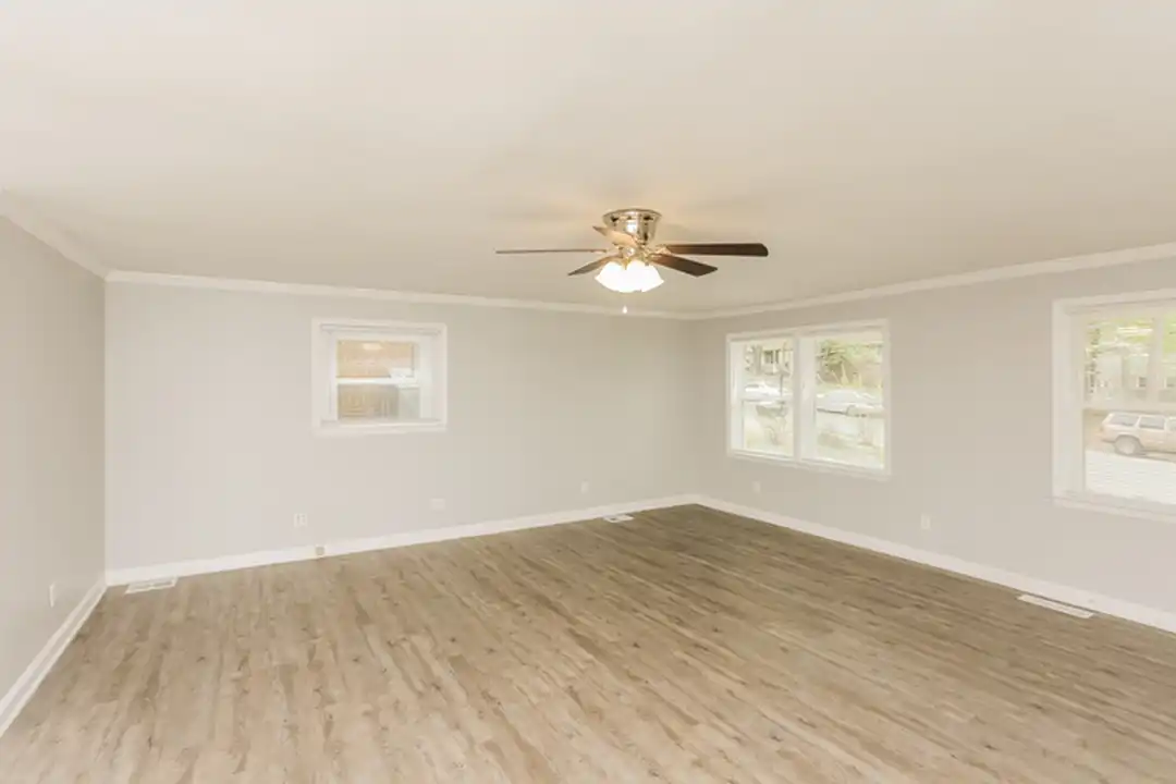 448 Pitney Rd - View 4