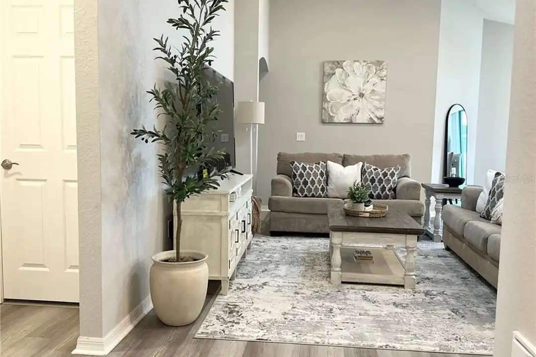 2000 Golden Beak Dr - View 2