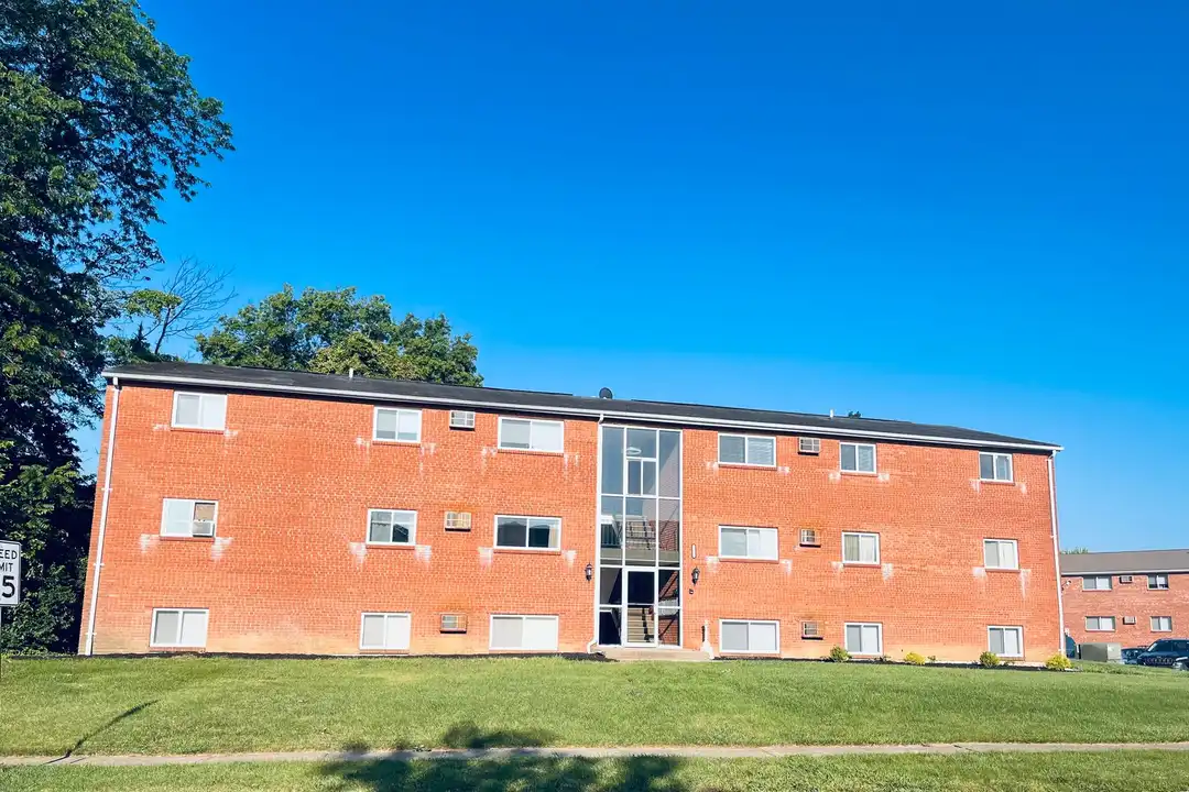 1001 Edgecombe Dr unit 1001-09 – photo 1 of 4