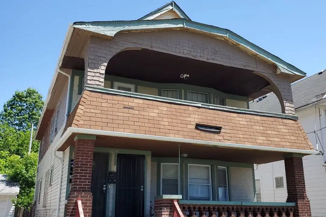 3277 E 146th St unit Unit UP – photo 1