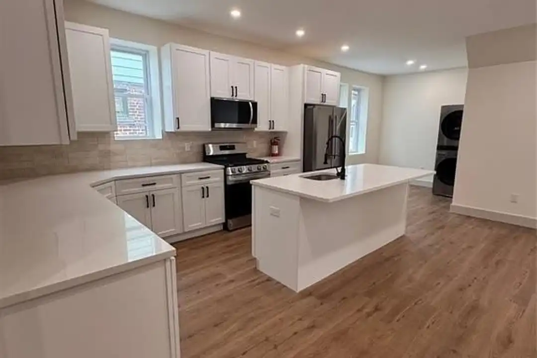 397 N 13th St #2 - View 4